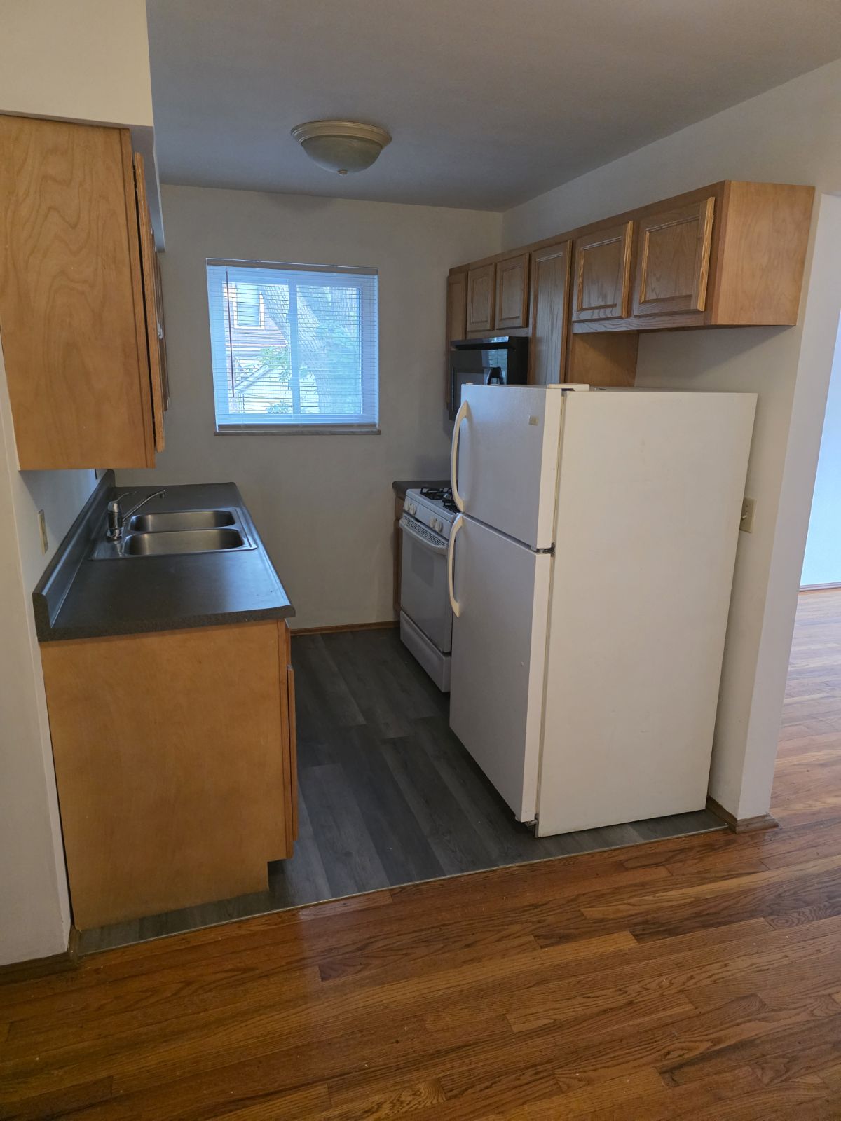 111 Koehler Avenue - 4