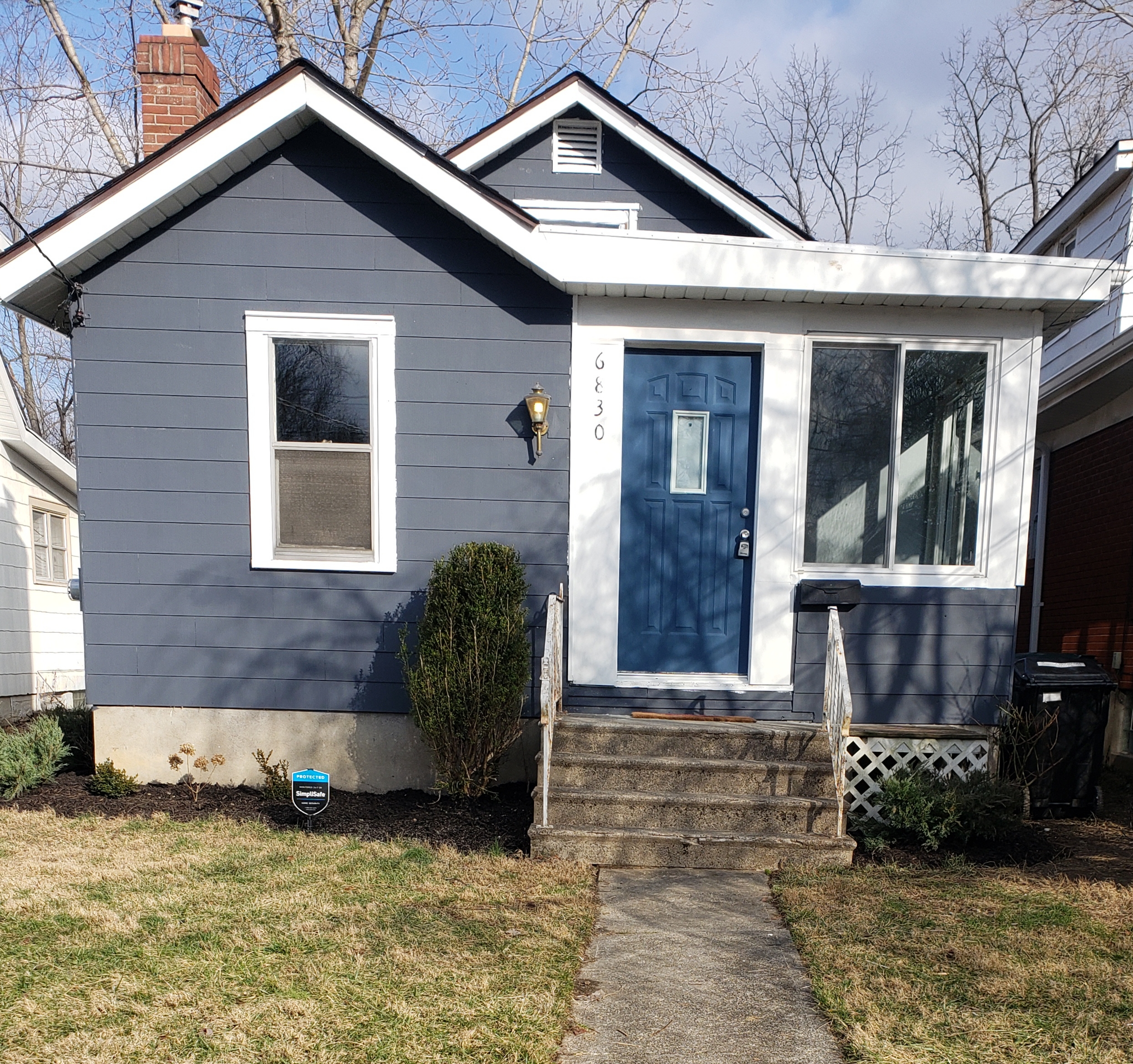 Property main image