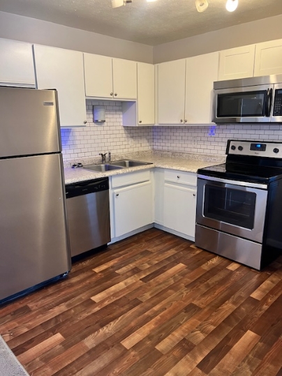 480 Pedretti Avenue - 10