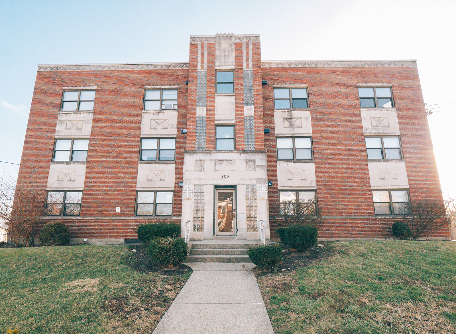 Property main image