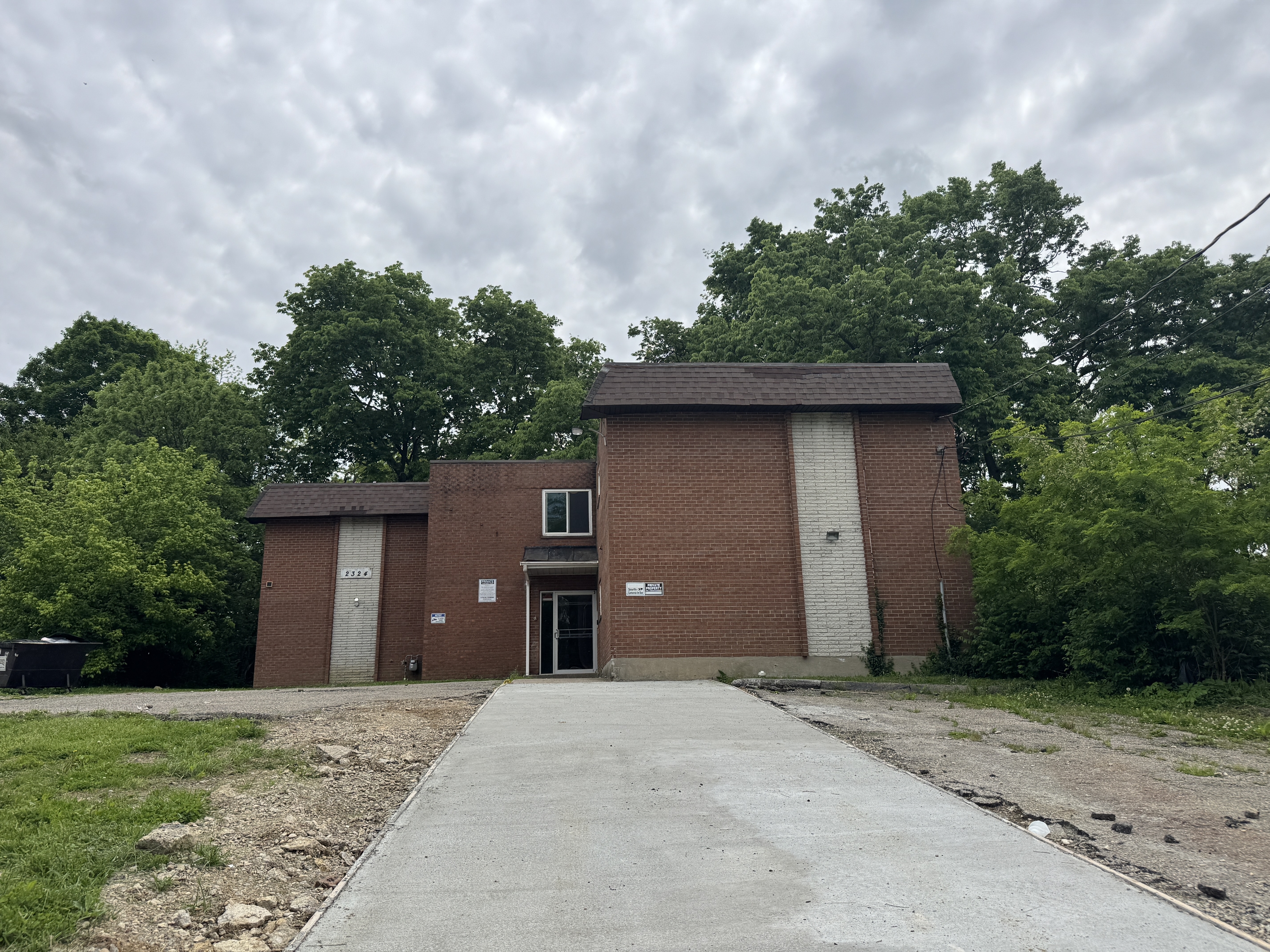 2324 Iroll Avenue - 3